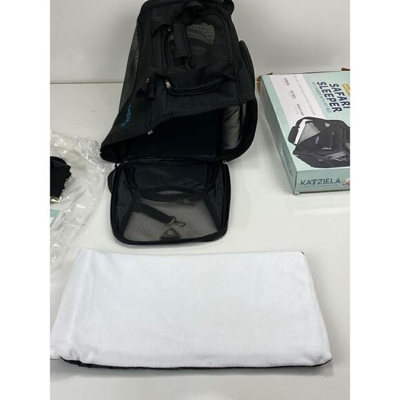 Katziela Safari Sleeper Pet Carrier w/ Pet Bed Small Pets Black Airline Approved - Picture 4 of 10